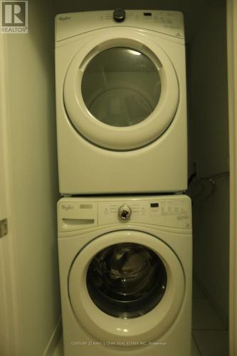 1117 - 30 Shore Breeze Drive, Toronto, ON - Indoor Photo Showing Laundry Room