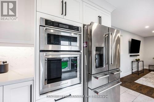 41 Mcmaster Road, Orangeville, ON - Indoor Photo Showing Kitchen With Stainless Steel Kitchen