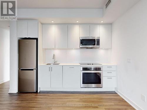 3012 - 1928 Lake Shore Boulevard W, Toronto (South Parkdale), ON - Indoor Photo Showing Kitchen With Stainless Steel Kitchen