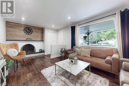 1924 Balsam Avenue, Mississauga, ON - Indoor Photo Showing Living Room With Fireplace