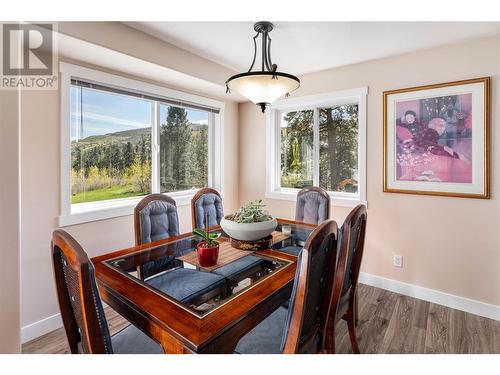 3867 Glen Canyon Drive, West Kelowna, BC - Indoor Photo Showing Dining Room