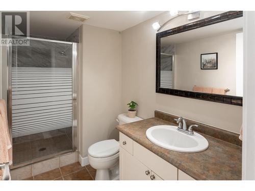 3867 Glen Canyon Drive, West Kelowna, BC - Indoor Photo Showing Bathroom