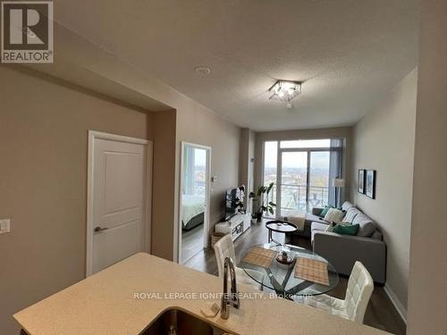 1618 - 5033 Four Springs Avenue, Mississauga, ON - Indoor Photo Showing Dining Room