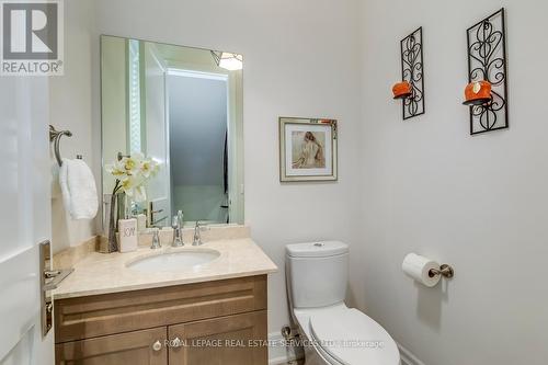 377 Tudor Avenue, Oakville (Old Oakville), ON - Indoor Photo Showing Bathroom