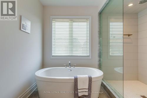 377 Tudor Avenue, Oakville (Old Oakville), ON - Indoor Photo Showing Bathroom