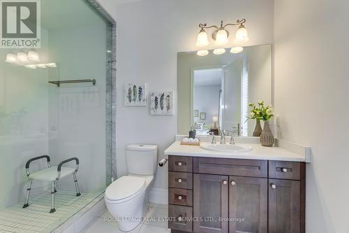 377 Tudor Avenue, Oakville (Old Oakville), ON - Indoor Photo Showing Bathroom