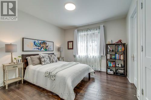 377 Tudor Avenue, Oakville (Old Oakville), ON - Indoor Photo Showing Bedroom