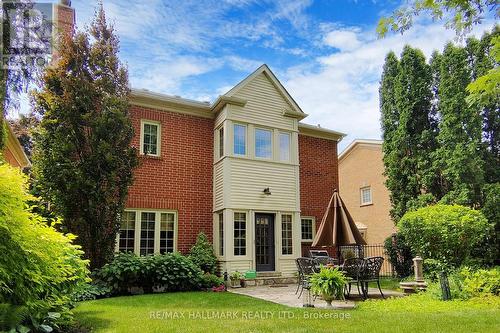 34 Willett Crescent, Richmond Hill, ON - Outdoor