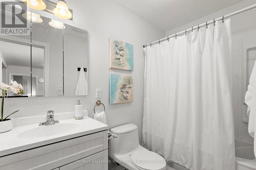 98 Cronsberry Road, Georgina, ON - Indoor Photo Showing Bathroom