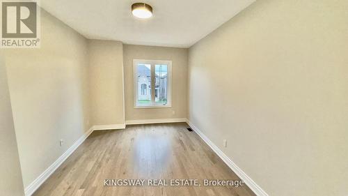 109 Bearberry Road, Springwater, ON - Indoor Photo Showing Other Room