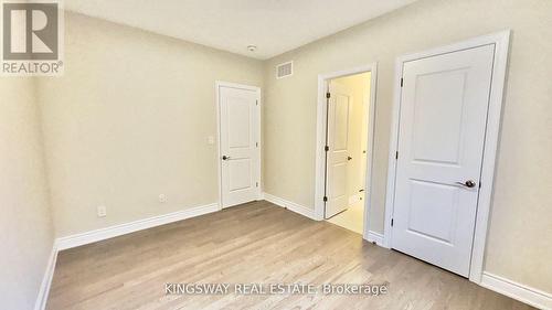 109 Bearberry Road, Springwater, ON - Indoor Photo Showing Other Room