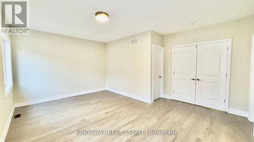 109 Bearberry Road, Springwater, ON - Indoor Photo Showing Other Room