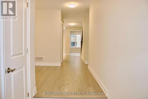 109 Bearberry Road, Springwater, ON - Indoor Photo Showing Other Room