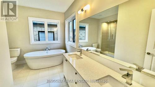 109 Bearberry Road, Springwater, ON - Indoor Photo Showing Bathroom