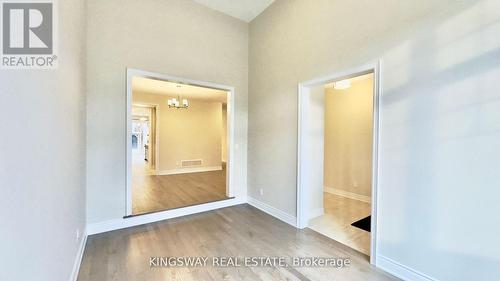 109 Bearberry Road, Springwater, ON - Indoor Photo Showing Other Room