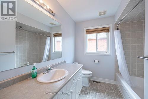 51 Catherine Drive, Barrie, ON - Indoor Photo Showing Bathroom