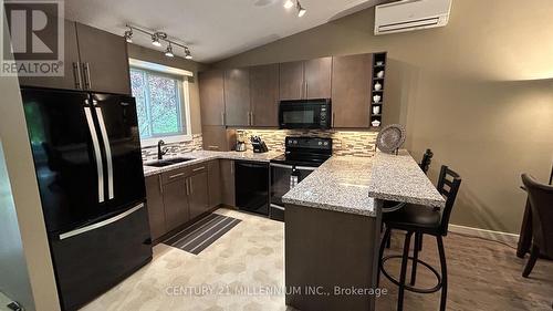 336 - 5 Dawson Drive, Collingwood, ON - Indoor Photo Showing Kitchen