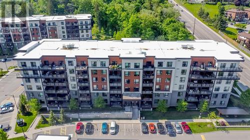 411 - 306 Essa Road, Barrie, ON - Outdoor With Balcony