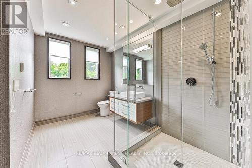 483 Bobolink Road, Mississauga, ON - Indoor Photo Showing Bathroom