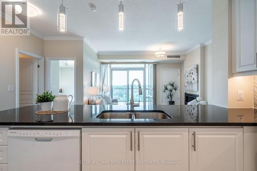 906 - 50 Hall Road, Halton Hills (Georgetown), ON - Indoor Photo Showing Kitchen With Double Sink