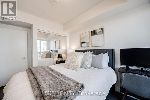 1511 - 30 Samuel Wood Way, Toronto, ON - Indoor Photo Showing Bedroom