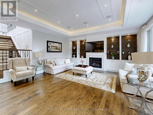 75 Child Drive, Aurora, ON - Indoor Photo Showing Living Room With Fireplace