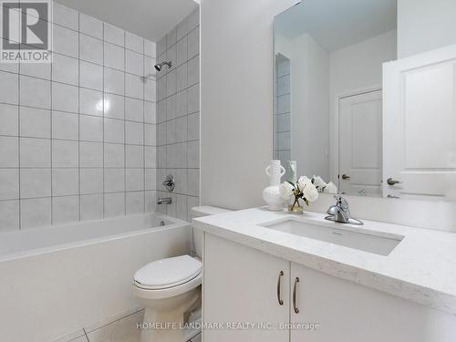 258 Thomas Cook Avenue E, Vaughan, ON - Indoor Photo Showing Bathroom
