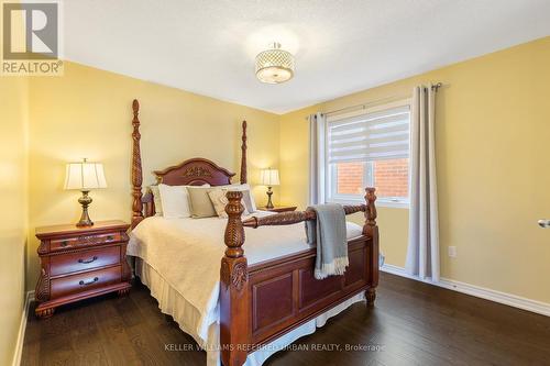 112 Stewart Crescent, Bradford West Gwillimbury, ON - Indoor Photo Showing Bedroom