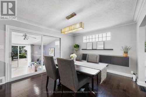 30 Wentworth Avenue, Toronto, ON - Indoor Photo Showing Dining Room