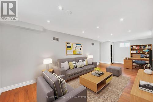 30 Wentworth Avenue, Toronto, ON - Indoor Photo Showing Living Room