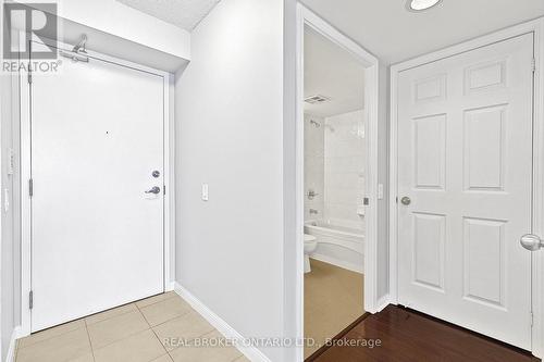 1008 - 153 Beecroft Road, Toronto, ON - Indoor Photo Showing Other Room