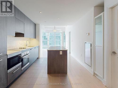 2112 - 8 The Esplanade, Toronto, ON - Indoor Photo Showing Kitchen With Upgraded Kitchen
