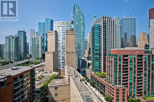 1606 - 2A Church Street, Toronto, ON - Outdoor With Facade