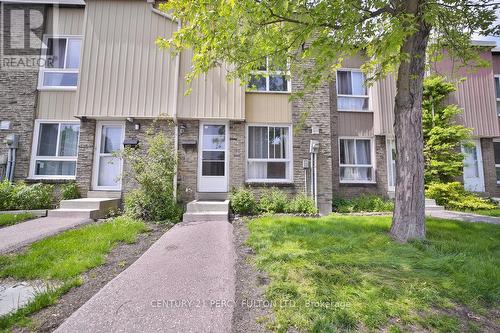 40 Thorny Vineway, Toronto, ON - Outdoor With Facade