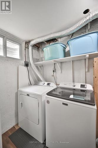 40 Thorny Vineway, Toronto, ON - Indoor Photo Showing Laundry Room