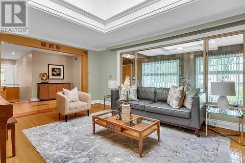 16 Whittaker Crescent, Toronto, ON - Indoor Photo Showing Living Room