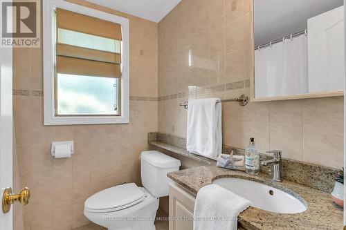 16 Whittaker Crescent, Toronto, ON - Indoor Photo Showing Bathroom