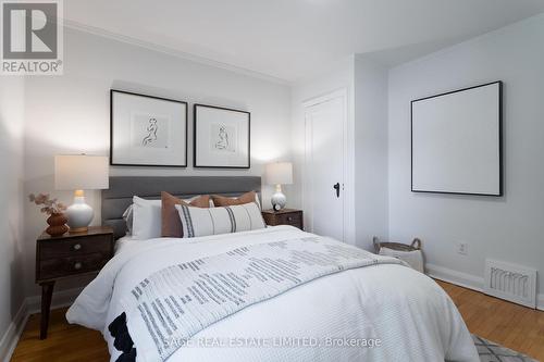 54 Derwyn Road, Toronto, ON - Indoor Photo Showing Bedroom