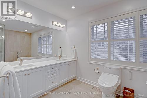 12 William Poole Way, Toronto, ON - Indoor Photo Showing Bathroom