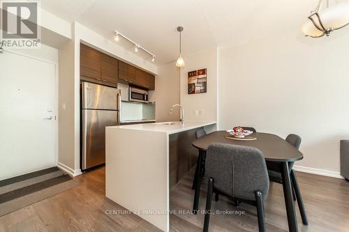 612 - 62 Forest Manor Road, Toronto, ON - Indoor