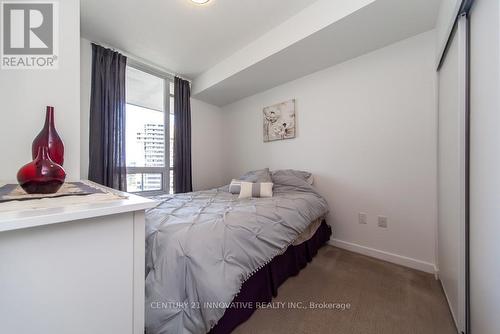 612 - 62 Forest Manor Road, Toronto, ON - Indoor Photo Showing Bedroom