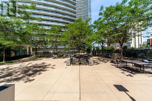 612 - 62 Forest Manor Road, Toronto, ON - Outdoor