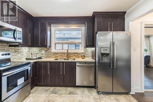 114 Sexton Crescent, Toronto, ON - Indoor Photo Showing Kitchen With Stainless Steel Kitchen With Double Sink With Upgraded Kitchen