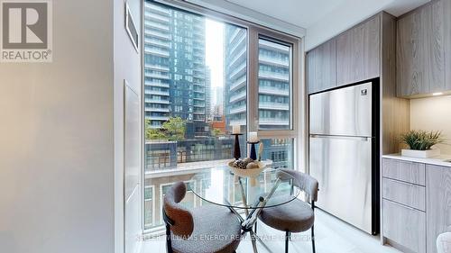 705 - 357 King Street W, Toronto (Waterfront Communities), ON - Indoor Photo Showing Dining Room