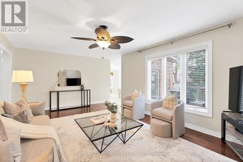 36 Evenwood Avenue, Toronto, ON - Indoor Photo Showing Living Room