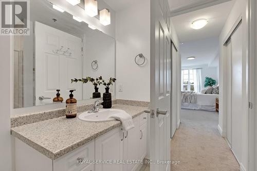 303 - 21 Brookhouse Drive, Clarington, ON - Indoor Photo Showing Bathroom