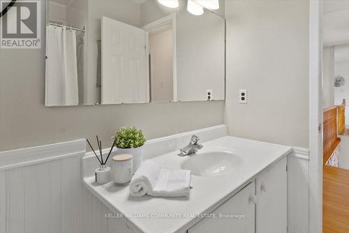 1737 Stewartcroft Crescent, Peterborough, ON - Indoor Photo Showing Bathroom