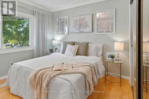 1737 Stewartcroft Crescent, Peterborough, ON - Indoor Photo Showing Bedroom