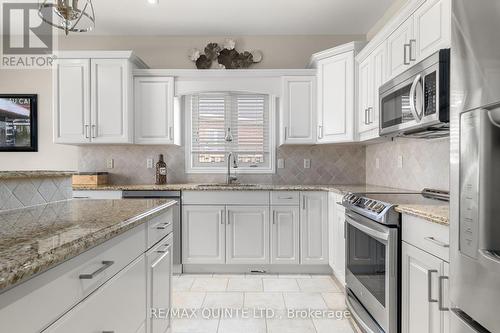 74 Simcoe Drive, Belleville, ON - Indoor Photo Showing Kitchen With Upgraded Kitchen