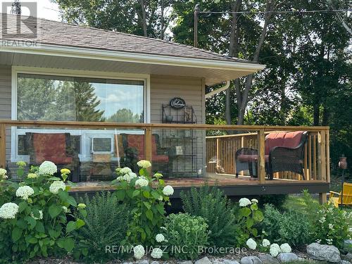 231 Lakeshore Drive, Kawartha Lakes, ON - Outdoor With Deck Patio Veranda